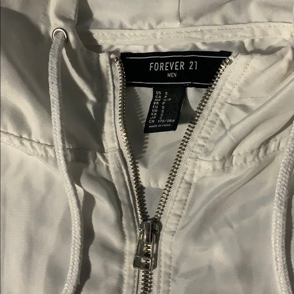 FOREVER 21 MEN Short Sleeve Hoodie. - Picture 6 of 6